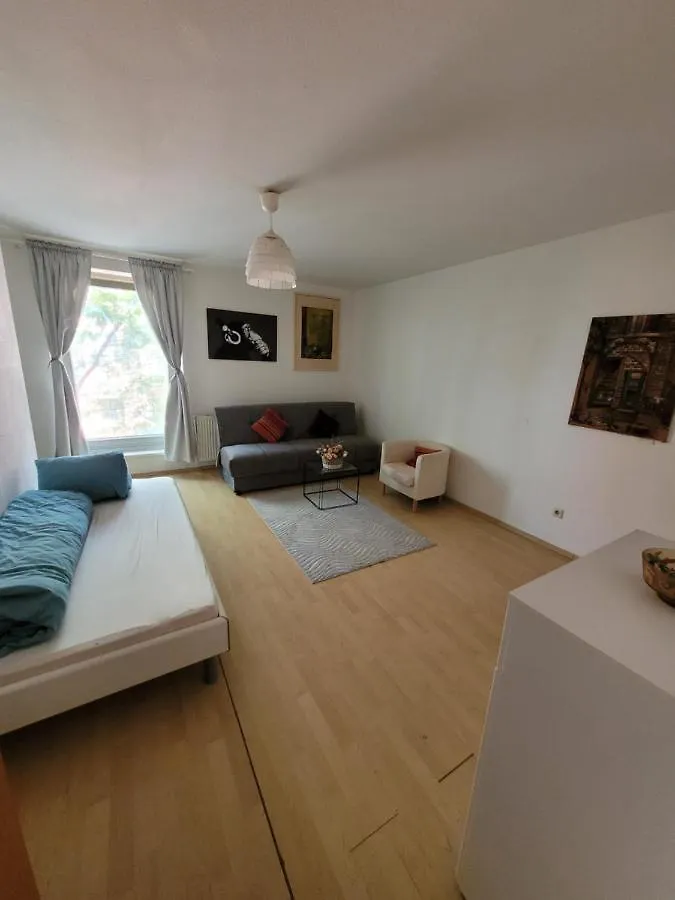Homestay Rafi Apartment Vienna
